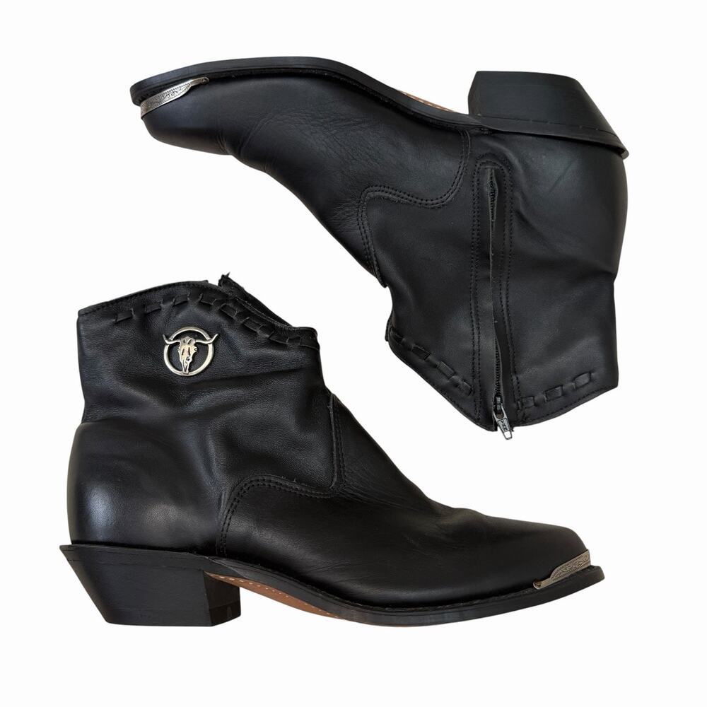Vintage Black Leather Heeled Cowboy Ankle Boots By Laredo, Womens 7.5